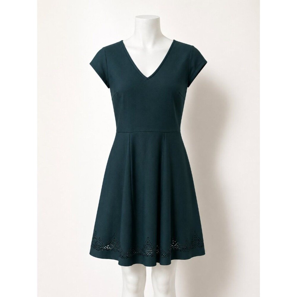 Sequin Hearts Fit & Flare Dress Dark Green Size Jr 3 EUC